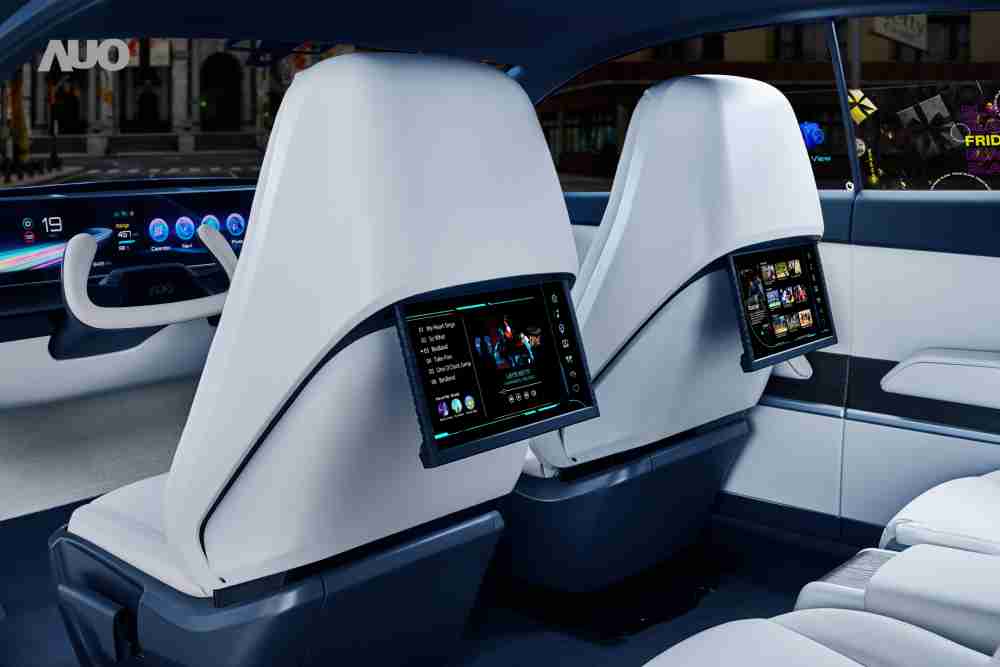 PA直营将于CES 展示全新Smart Cockpit 2024，，，可紧密串连使用者多元需求，，，，并革新座舱内部的应用和设计，，，带来身历其境且引人入胜的视觉飨宴，，，，满足驾乘人员的全方位体验